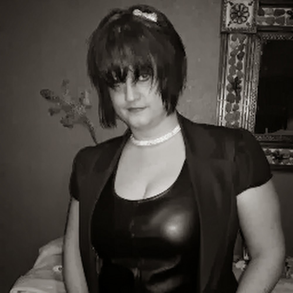 Meet your Posher, Sandy